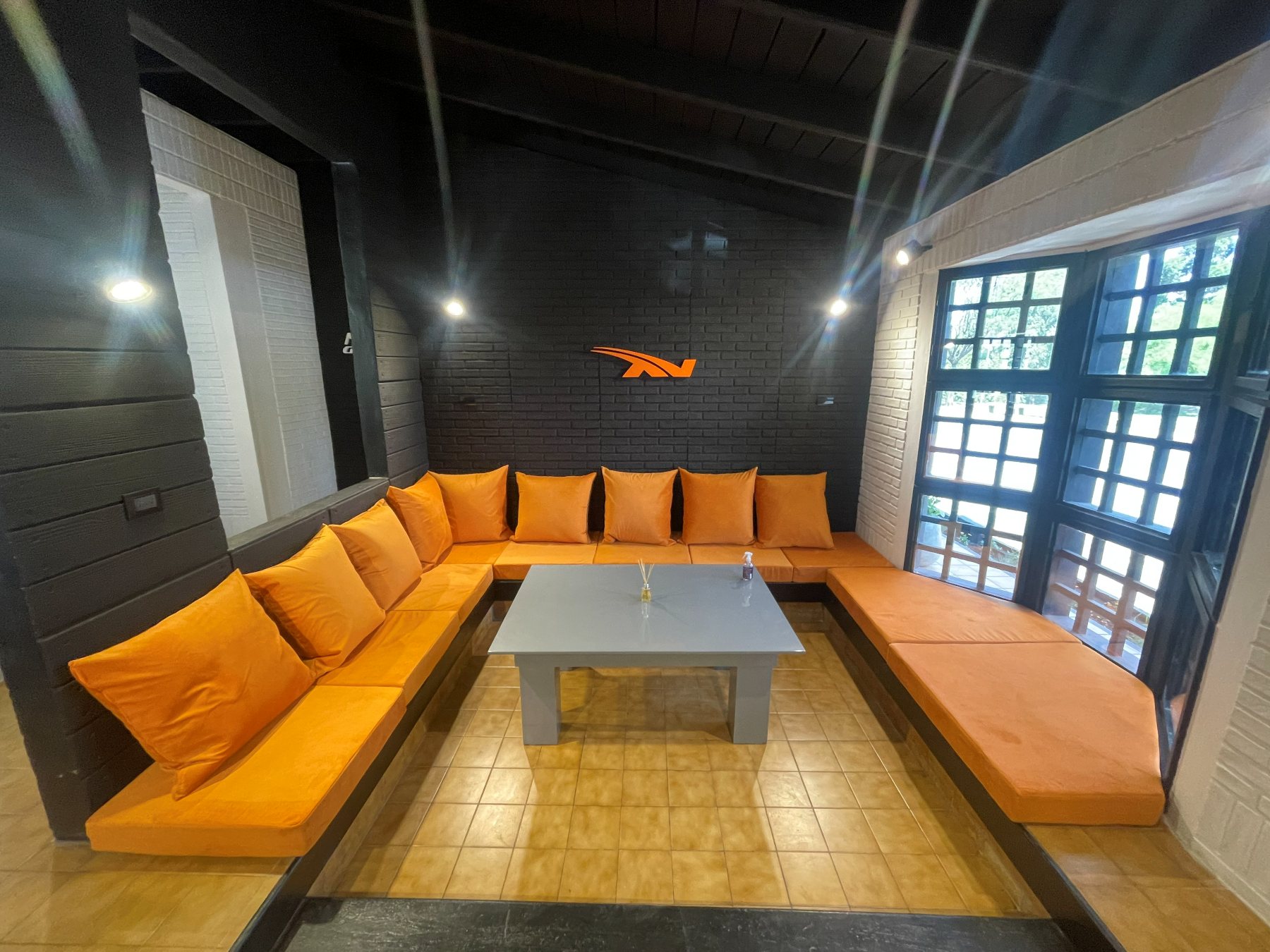 Sala de espera de Nodo Garage